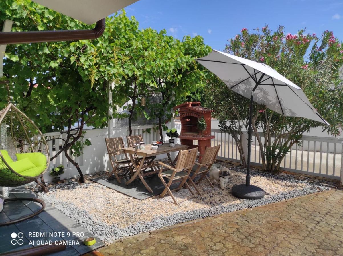 Holiday Home Morgan Vir Ngoại thất bức ảnh