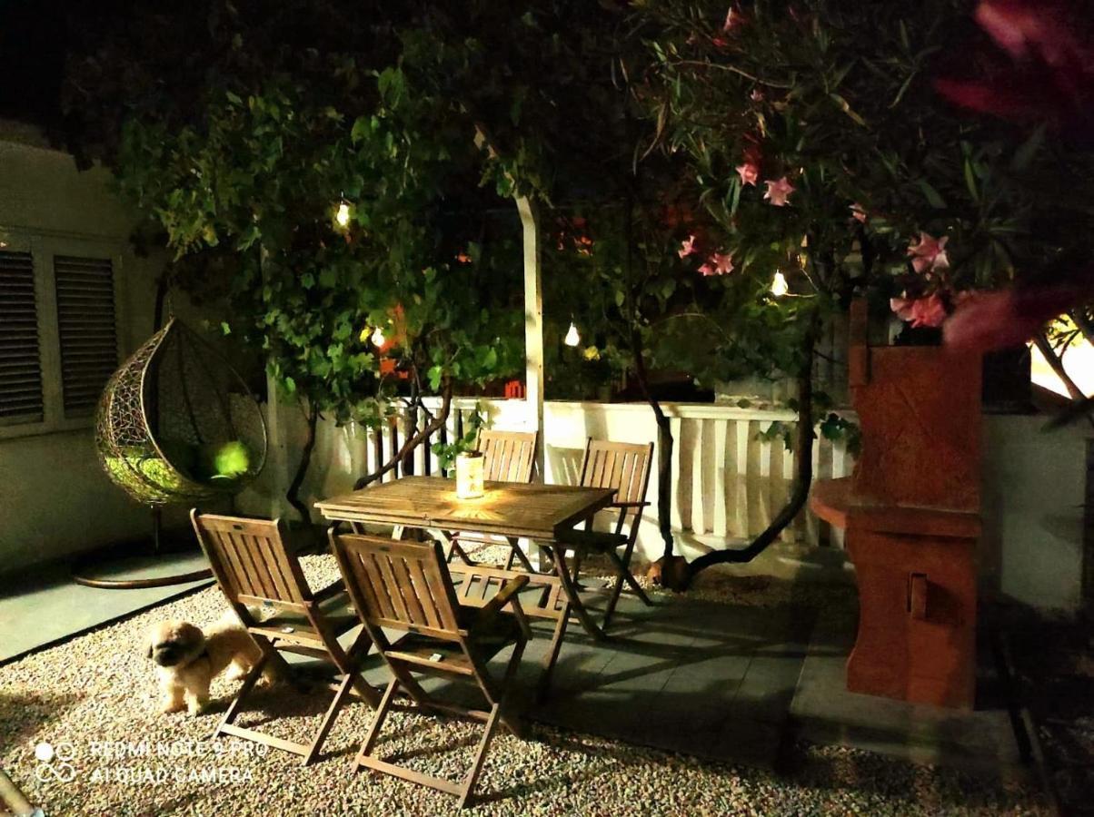 Holiday Home Morgan Vir Ngoại thất bức ảnh