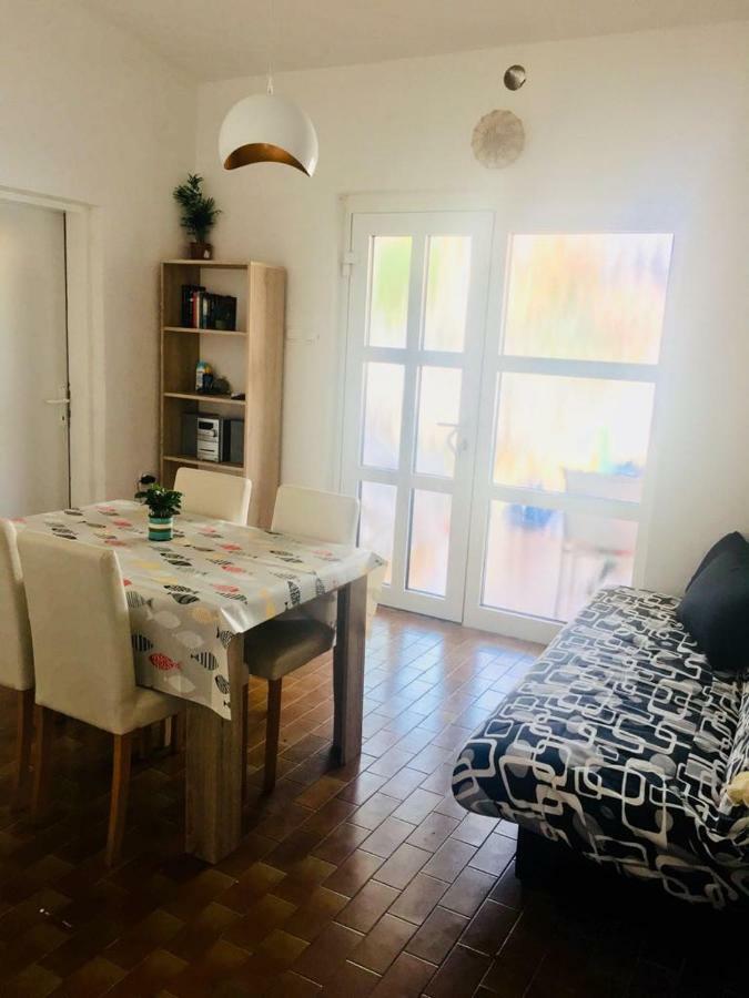Holiday Home Morgan Vir Ngoại thất bức ảnh