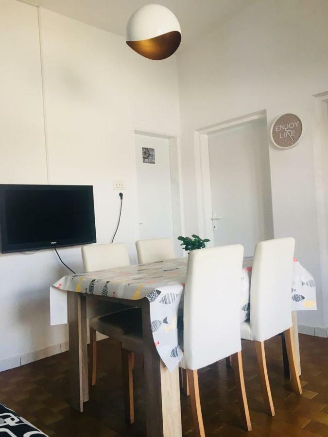 Holiday Home Morgan Vir Ngoại thất bức ảnh