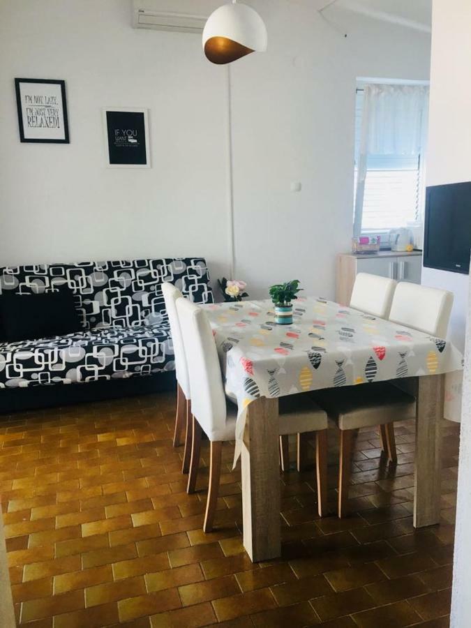 Holiday Home Morgan Vir Ngoại thất bức ảnh